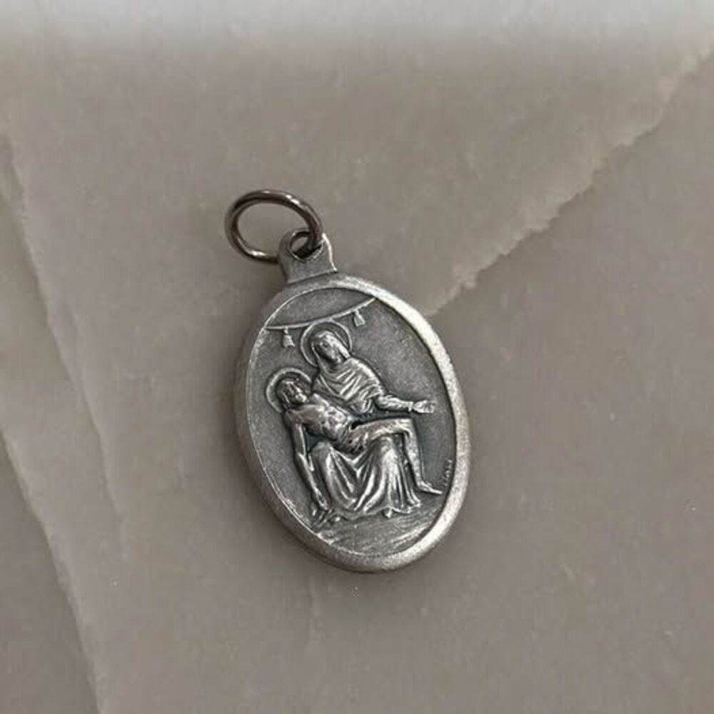 Vintage Mary and Jesus pieta Catholic pewter medal